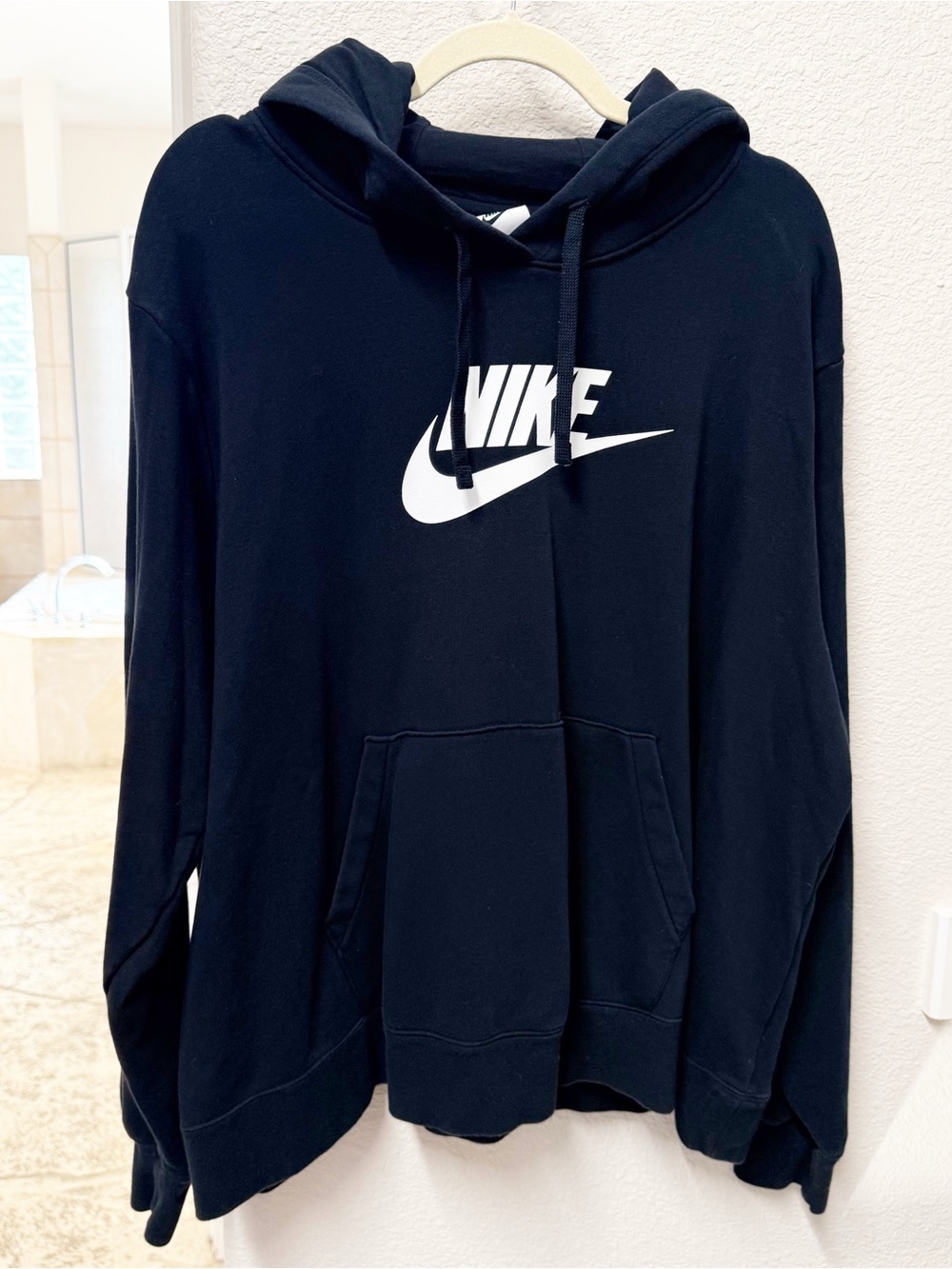 Nike Women's Sportswear Club Fleece Logo Pullover Hoodie Black 2X